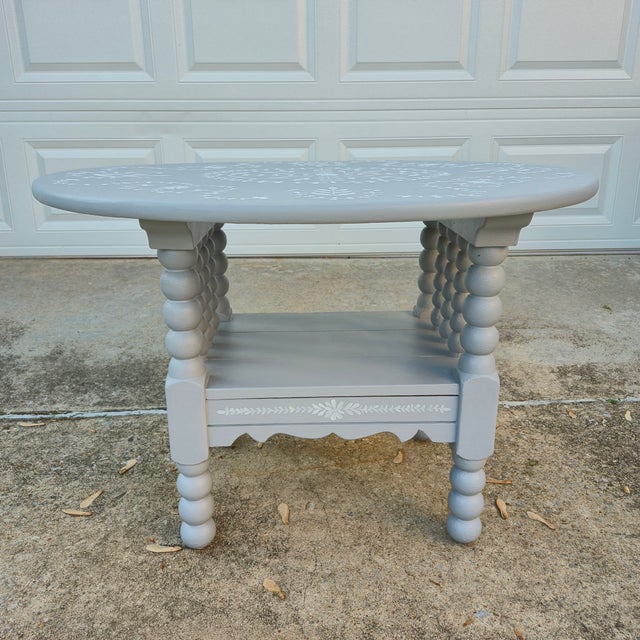 Vintage Paint Decorated Light Blue-Gray Oak Spool Bobbin Leg Oval Coffee Table Side Table For Sale In Washington DC - Image 6 of 9
