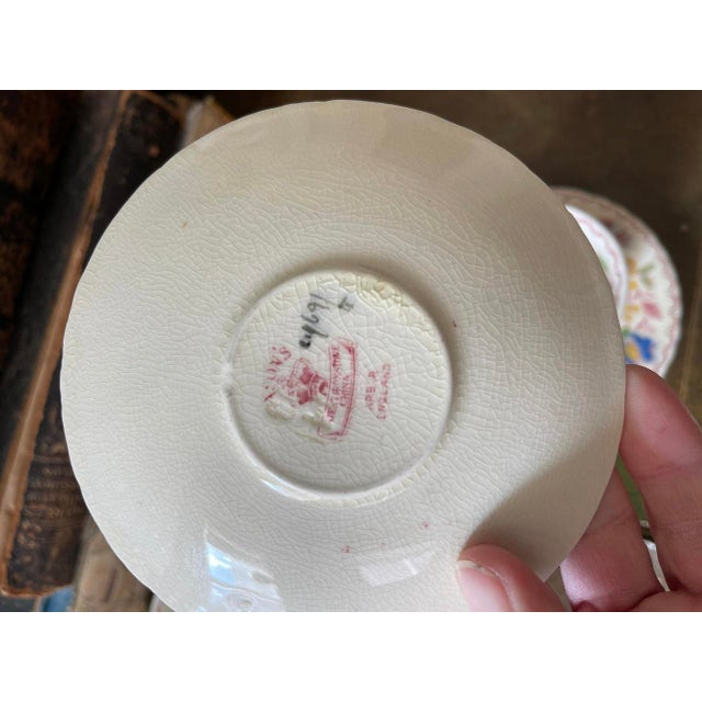 Set of Five (5) Vintage Mason’s English Demitasse and Saucers For Sale - Image 10 of 10