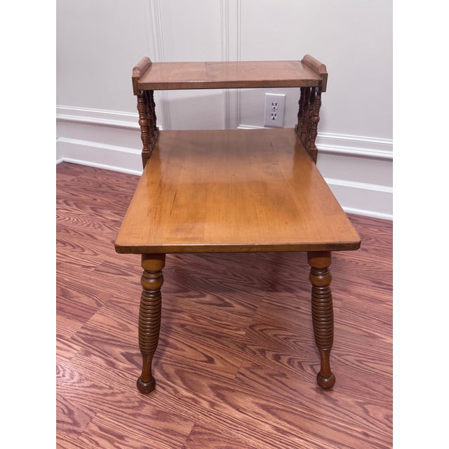 Vintage Early American Two Tiered Solid Wood Maple Side Table. For Sale In Houston - Image 6 of 12