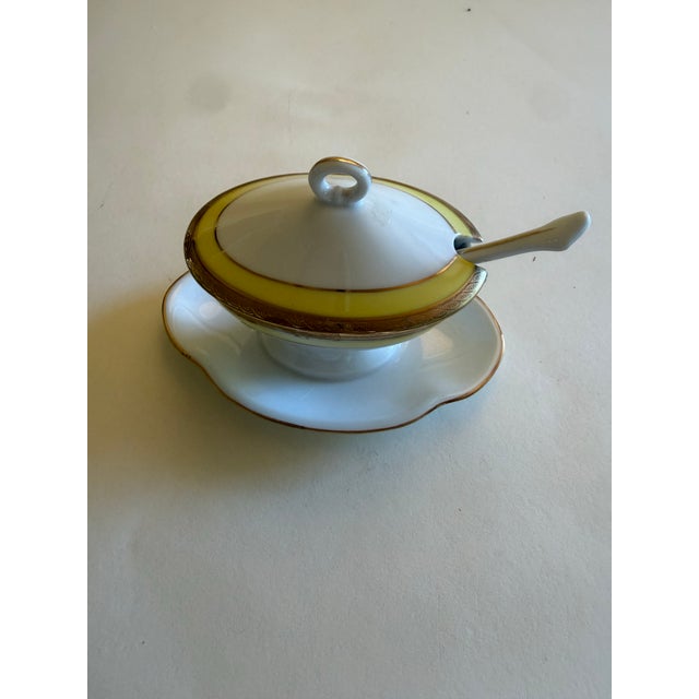 Richard Ginori “Impero Yellow” Porcelain Dinner Service for 9 — Neoclassical, Italy (46 Pieces). For Sale - Image 11 of 12