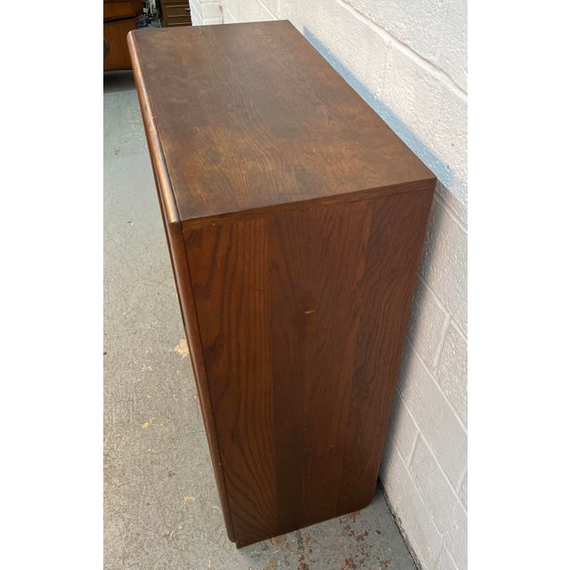 Dixie Furniture Co. Vintage Five Drawer Dresser by Dixie For Sale - Image 4 of 16