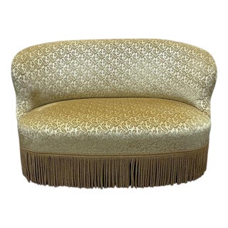 Napoleon III Toad Sofa in Linen For Sale