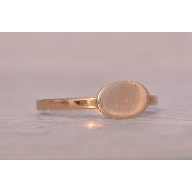 Metal The Obe: Child's Yellow Gold Signet Ring For Sale - Image 7 of 10