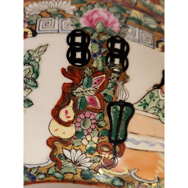 Early 20th Century Early 20th Century Large Rose Medallion Bowl For Sale - Image 5 of 11