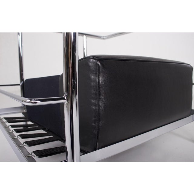 LC2 Armchairs in Black Leather by Le Corbusier for Cassina, 1980s, Set of 2 For Sale - Image 6 of 15
