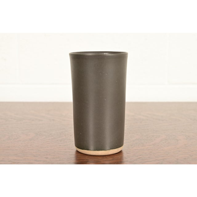 1960s Marshall Studios Mid-Century Modern Stoneware Pottery Tumbler or Vase For Sale - Image 10 of 10
