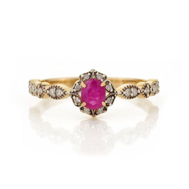 Oval Cut Ruby & Diamond Floral Halo Vintage Ring Size 5 in 14k Yellow Gold For Sale - Image 4 of 15