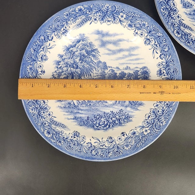 Mid-Century Modern Vintage Mid Century Modern Churchill Currier & Ives Dinner Plates - Set of 2 For Sale - Image 3 of 4