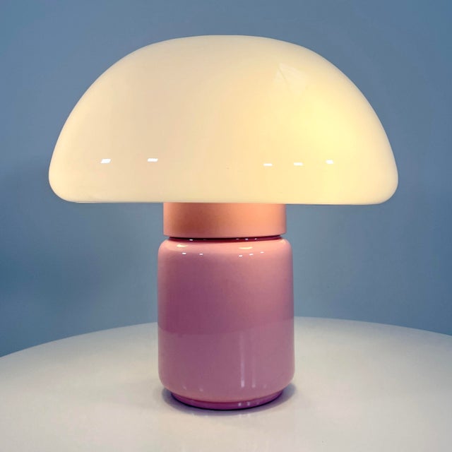Metal Pink Mushroom Table Lamp by Elio Martinelli for Martinelli Luce, 1970s For Sale - Image 7 of 10