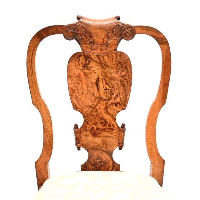 Vintage Queen Anne Style Dining Table and Chairs in Burr Walnut, 1920, Set of 9 For Sale - Image 10 of 11