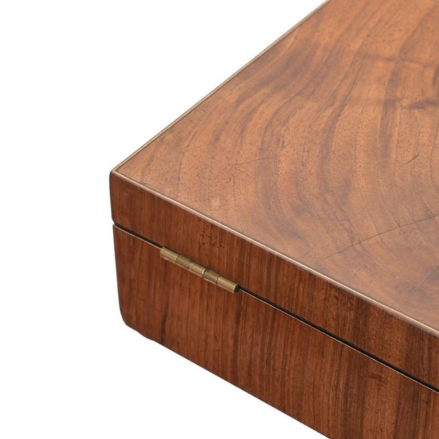 Antique Biedermeier Casket in Walnut, 1830 For Sale - Image 3 of 5