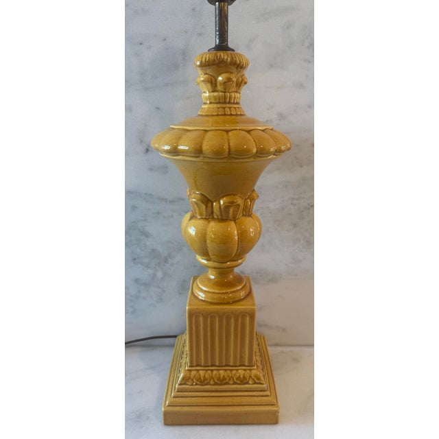 Mid Century Italian Style Mustard Yellow Ceramic Table Lamp For Sale - Image 4 of 9