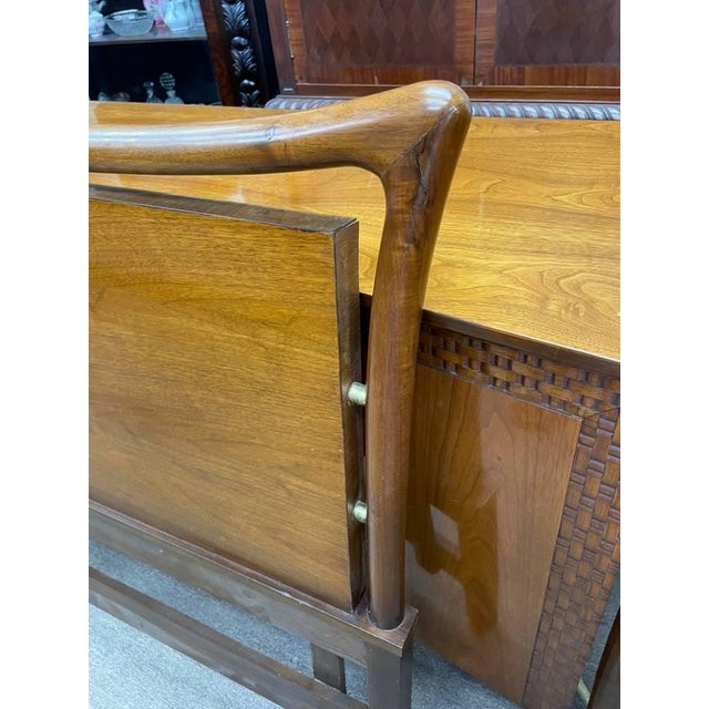 Wood Mid Century Modern 1960 Bedroom Headboard, Attributed to Piet Hein, Daniel Jones, Floating Sculptural, Walnut Wood For Sale - Image 7 of 11