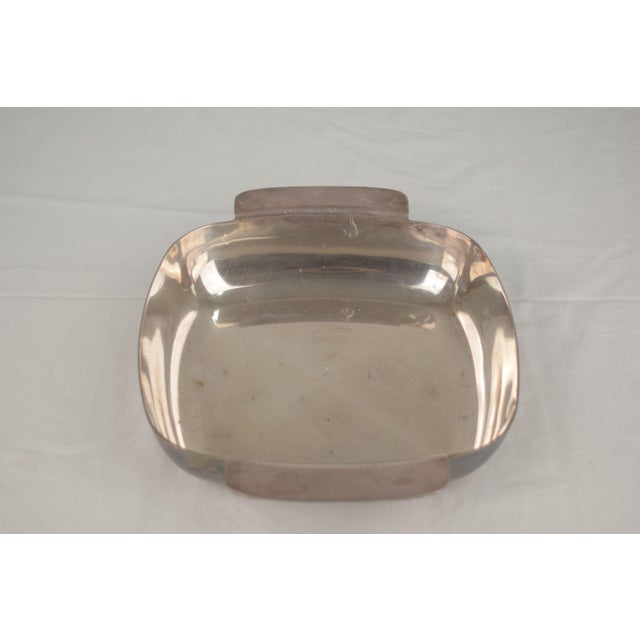 Ravinet d’Enfert silver-plated bowl, French production from the 1960s, featuring an elegant and functional design typical...