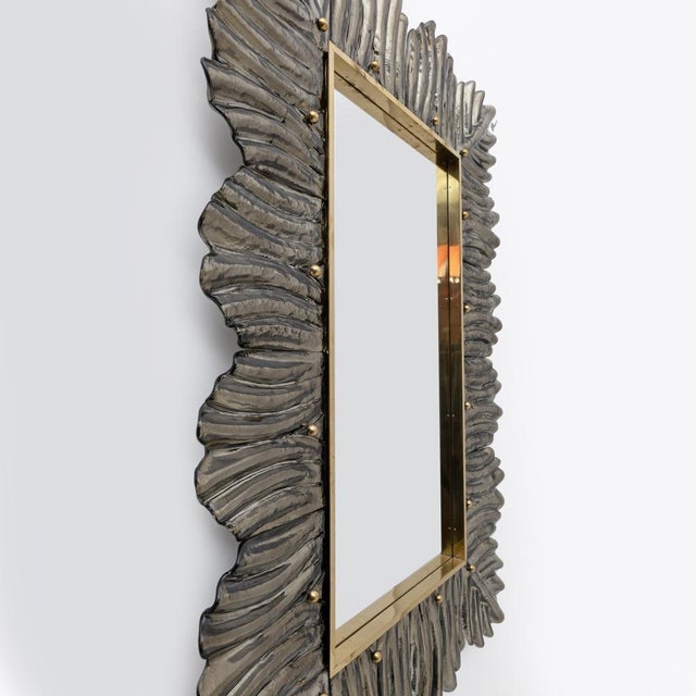 Mid-Century Modern Italian Brass and Leaves Murano Glass Wall Mirror, 1990s For Sale - Image 4 of 10