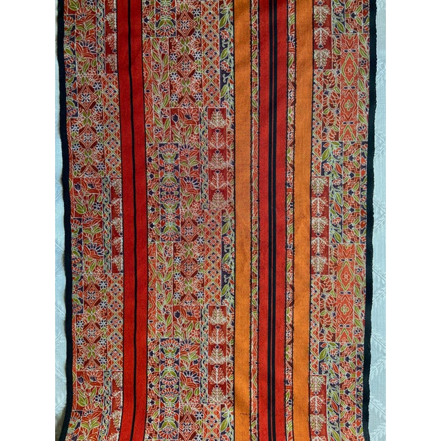 Vintage Red Silk With Bohemian Flower Print 14 in X 8.5 Yard Roll For Sale In Savannah - Image 6 of 8