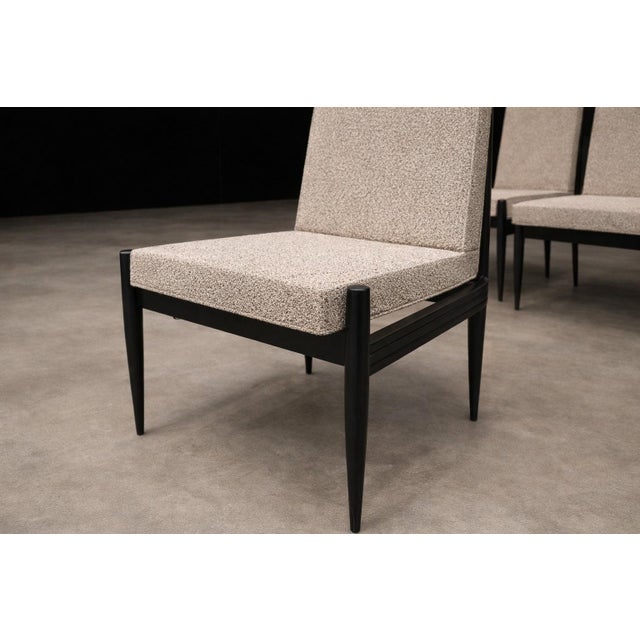 Cimo, Brazil — Set of 8 Mid-Century Dining Chairs in Ebonized Hardwood With Warm Ivory Bouclé, 1950s For Sale - Image 9 of 14