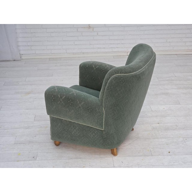 1960s Vintage Danish Lounge Chair in Light Green Furniture Wool, 1960s For Sale - Image 5 of 18