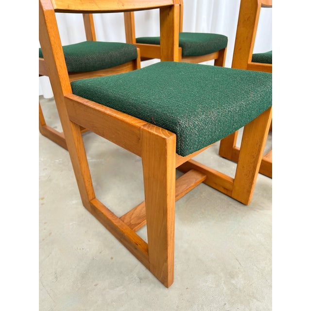 Elm Chairs from Maison Regain, 1970, Set of 4 For Sale - Image 4 of 18