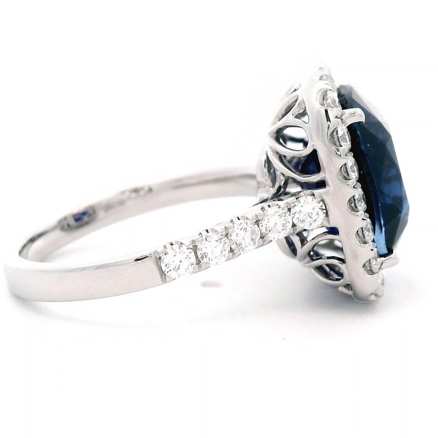 Contemporary Alexander Beverly Hills Gia 8.16ct Cushion Ceylon Sapphire & Diamond Ring 18k, Size 6.5 For Sale - Image 3 of 4
