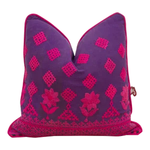 Hasi Embroidered Floral Pillow