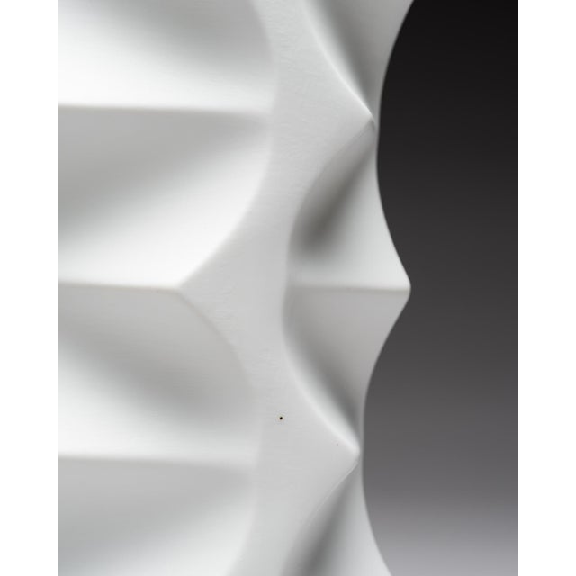 White Archais Bisque Porcelain Vase by Heinrich Fuchs for Hutschenreuther, Germany, 1970s For Sale - Image 6 of 9