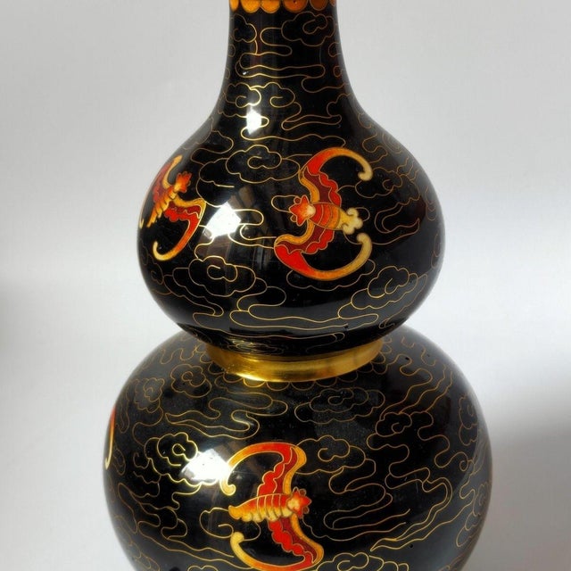 Chinese Vintage Cloisonné Enamel Double-Gourd Vase – Black Ground With Gilt Bat & Cloud Motif For Sale - Image 3 of 8