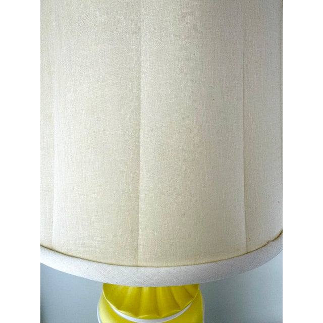 1960s Vintage Mid-Century Ceramic Table Lamps in Sunny Yellow, a Pair For Sale - Image 5 of 11