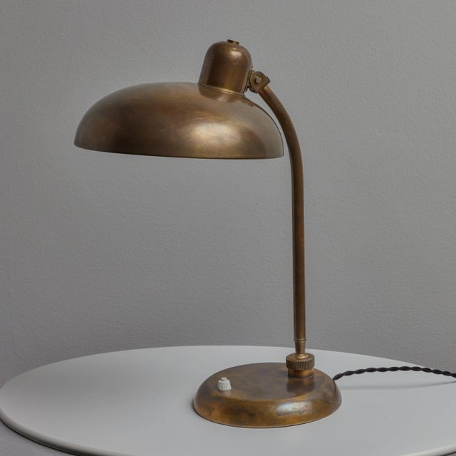 1940s Giovanni Michelucci Patinated Brass Ministerial Table Lamp for Lariolux For Sale - Image 9 of 12