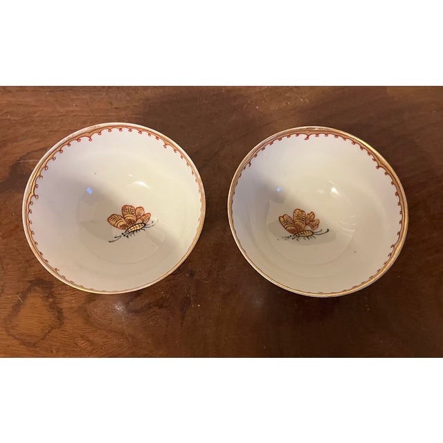 Antique 18th Century Chinese Export Porcelain Tea Cups or Bowls - A Pair For Sale - Image 11 of 12