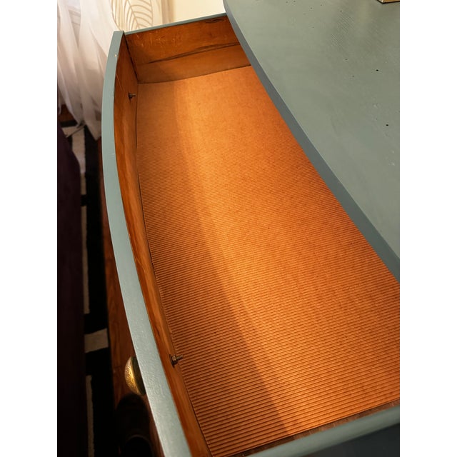 1950s Vintage 5-Drawer Chest, Hand-Refinished in Hidden Gem For Sale - Image 5 of 9