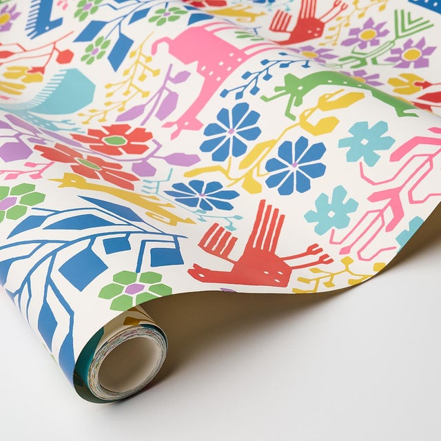 Schumacher SAMPLE - Schumacher Lupita Wallpaper In Vibrant Multi For Sale - Image 4 of 4