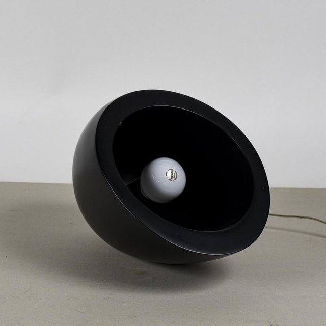 Mid-Century Modern Table Lamp in Black For Sale - Image 4 of 9