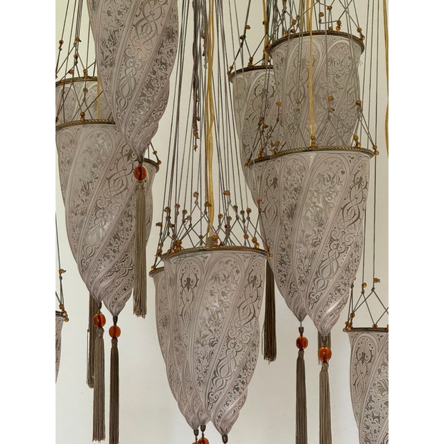 Mediterranean 1990s Fortuny Cesendello Cascade Venetian Glass Chandelier For Sale - Image 3 of 11