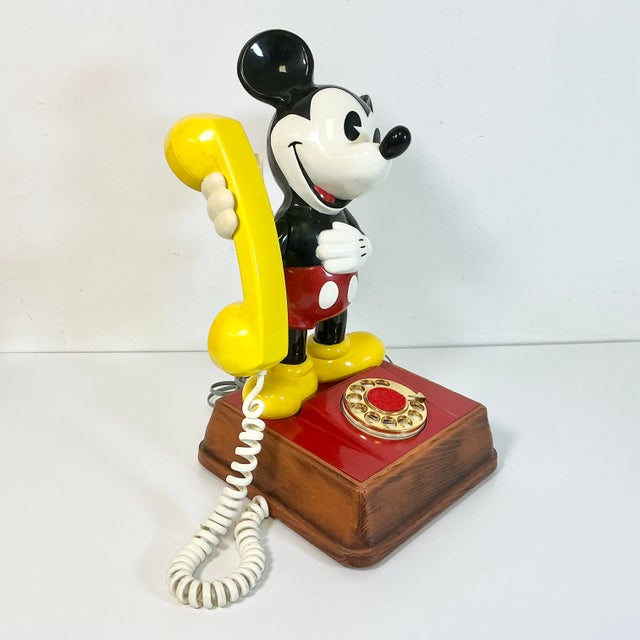 1976 Vintage First Edition Americana Pop Culture Mickey Mouse Rotary Telephone. For Sale - Image 9 of 18