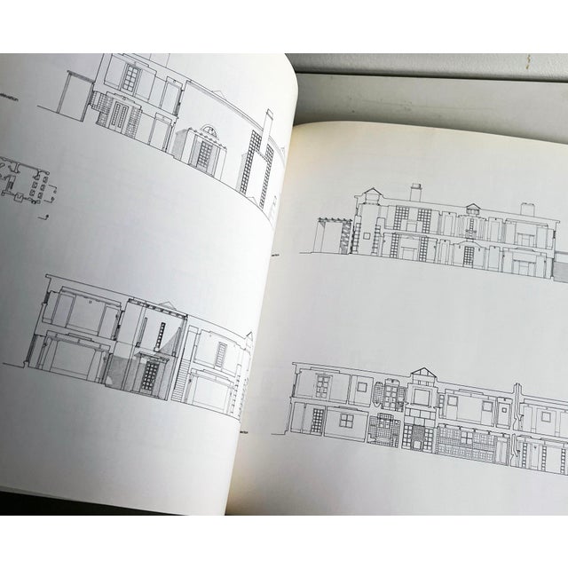 1995 Graves Residence by Michael Graves Coffee Table Book by Phaidon Architecture in Detail For Sale In Providence - Image 6 of 8