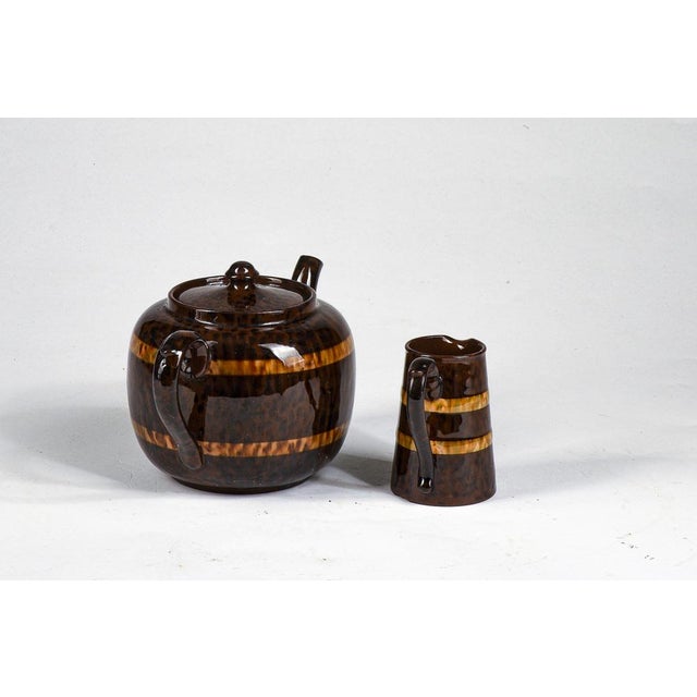 Teapot and Milk Jug Set in Enamelled Porcelain from Gibsons England, 1960 For Sale - Image 5 of 9