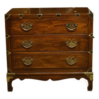1970s Henredon Asian Inspired 3 Drawer Bachelors Chest. For Sale