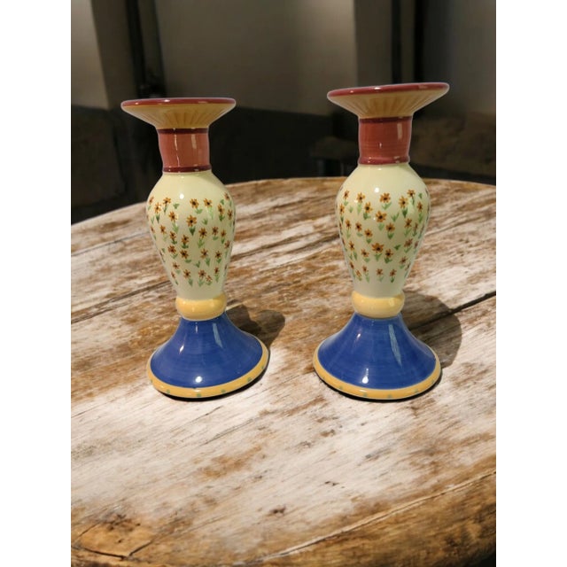 Elevate your home décor with this charming pair of ceramic Pfaltzgraff Pistoulet candle holders. Each piece showcases a...