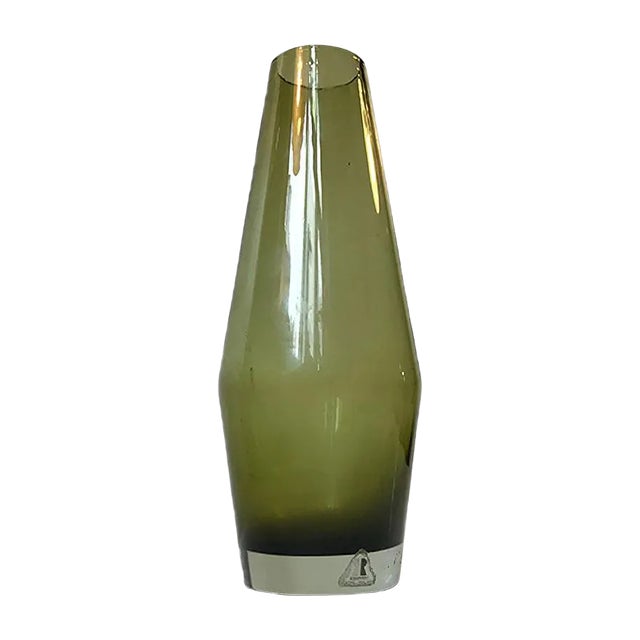 Mid-Century Green Glass Vase by Tamara Aladin for Riihimaen Lasi Oy, 1970s For Sale