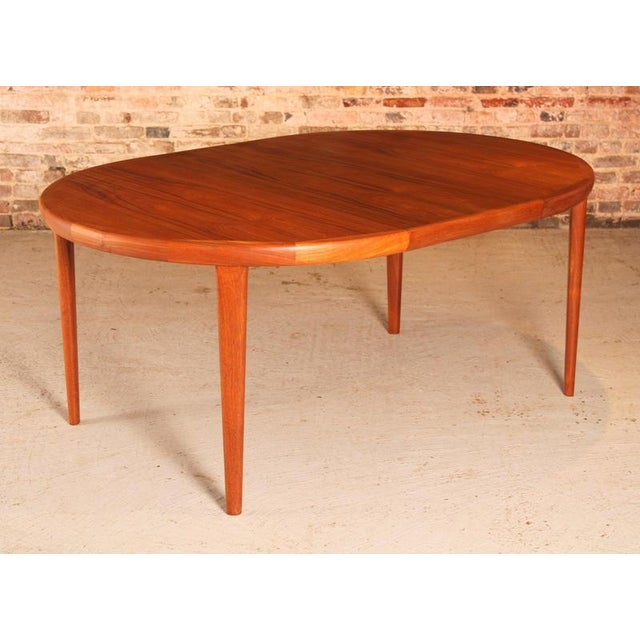 Mid-Century Danish Extending Dining Table in Teak from VV Mobler, 1960s For Sale - Image 6 of 15