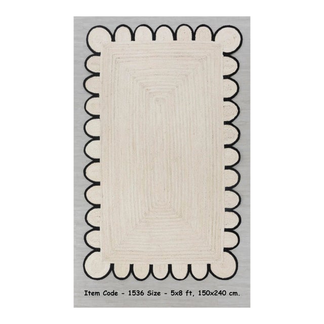 Black Scallop Edge With Solid White Jute Rug 2x2 Ft. For Sale