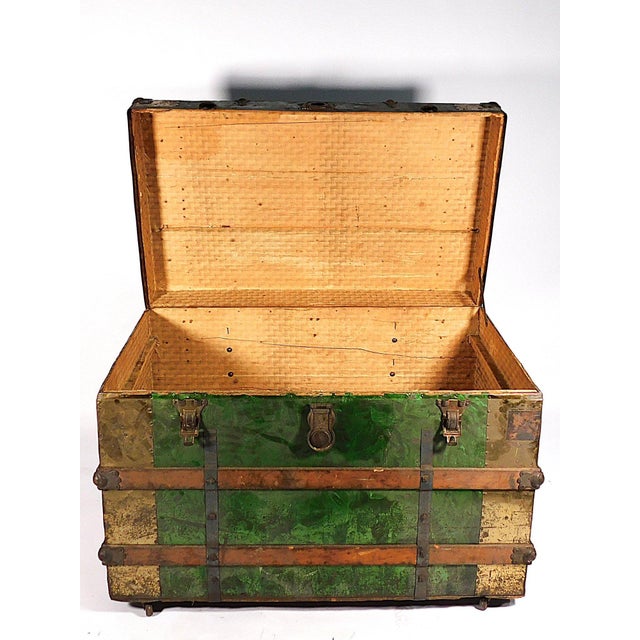 Victorian 19th C. Trunk With Green Crystallized Tin Paneling For Sale - Image 3 of 4