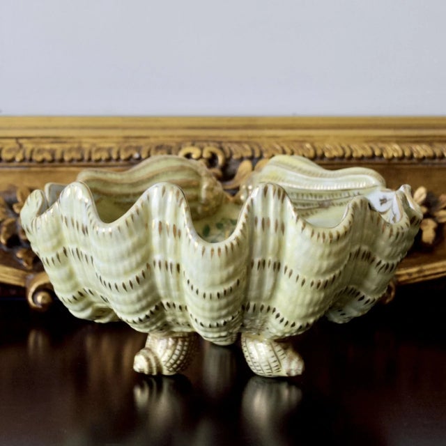 Chinese United Wilson 1897 Chinese Porcelain Shell Bowl – Hand Painted Floral With Gold Accents, Hong Kong For Sale - Image 3 of 12