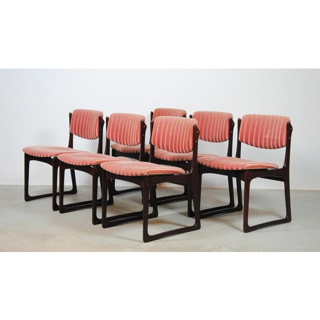 1970's Poul Hundevad six danish dining chairs in tanned oak and pink upholstery by Vamo Møbelfabrik Sønderborg The chairs...