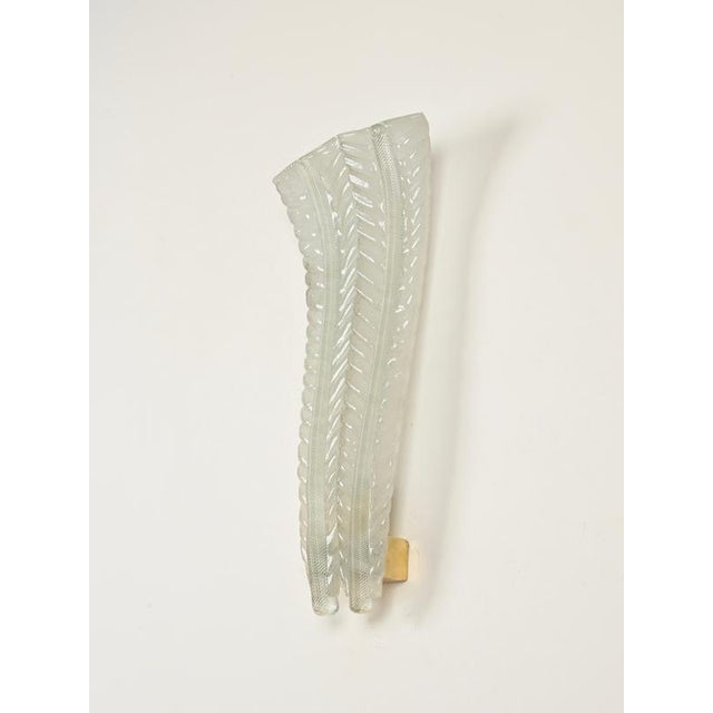 Double-Leaf Murano Glass and Brass Sconce, Italy, 1940s For Sale - Image 4 of 15