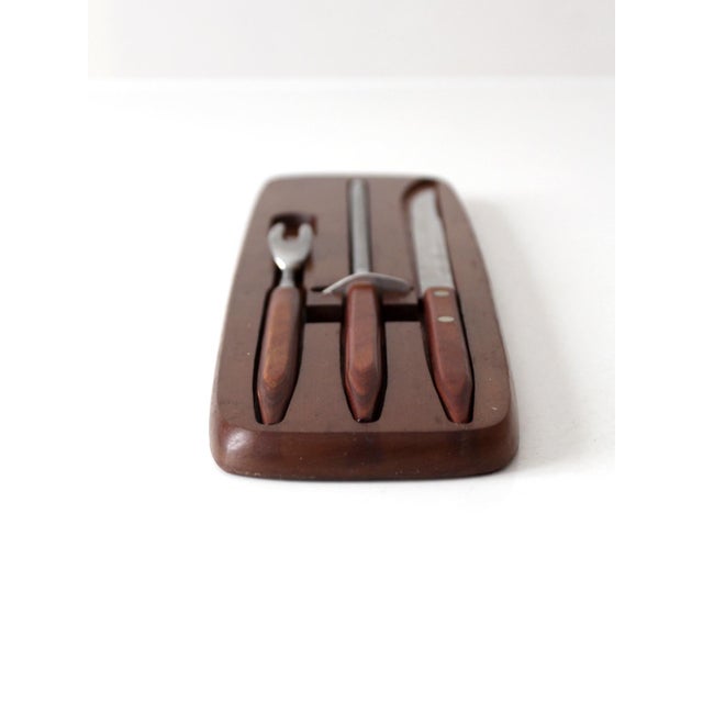 Wood Vintage Robeson ShurEdge Frozen Heat Carving Set With Wood Tray For Sale - Image 7 of 13