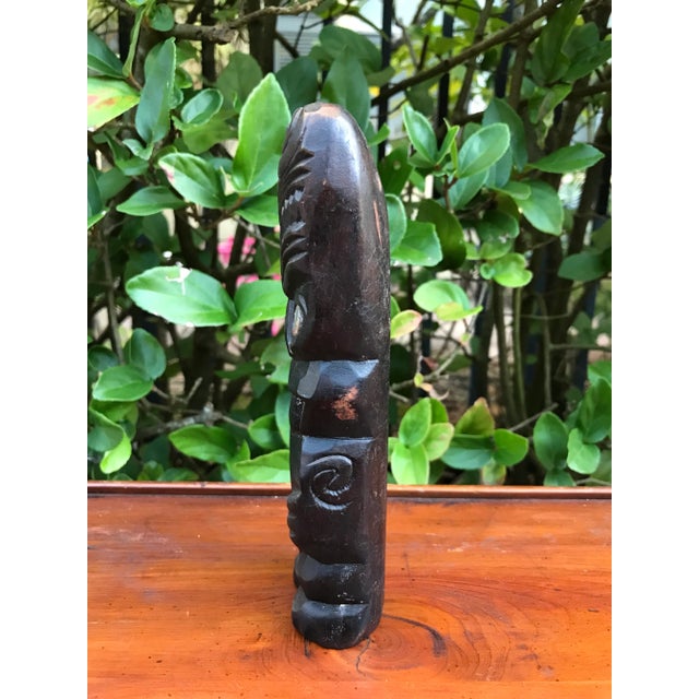 Vintage Mid 20th Century Hand Carved South Pacific Māori Tiki Figure For Sale In Orlando - Image 6 of 7