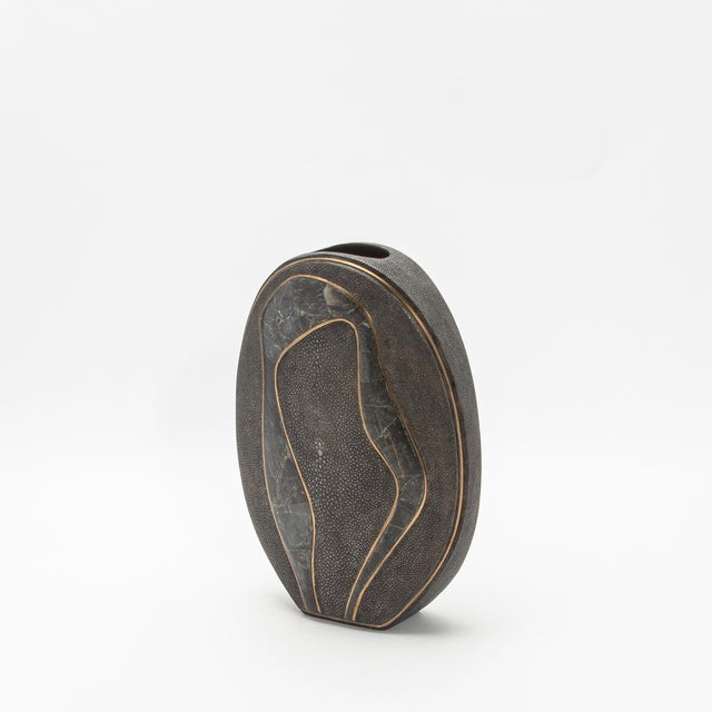 Modern Modern Vase in Shagreen With Black Quartz and Brass Details by R&y Augousti For Sale - Image 3 of 6