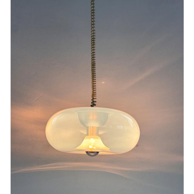 Mid-Century Italian Opaline Pendant Light Medusa by Giusto Toso for Leucos, 1970s For Sale - Image 4 of 14